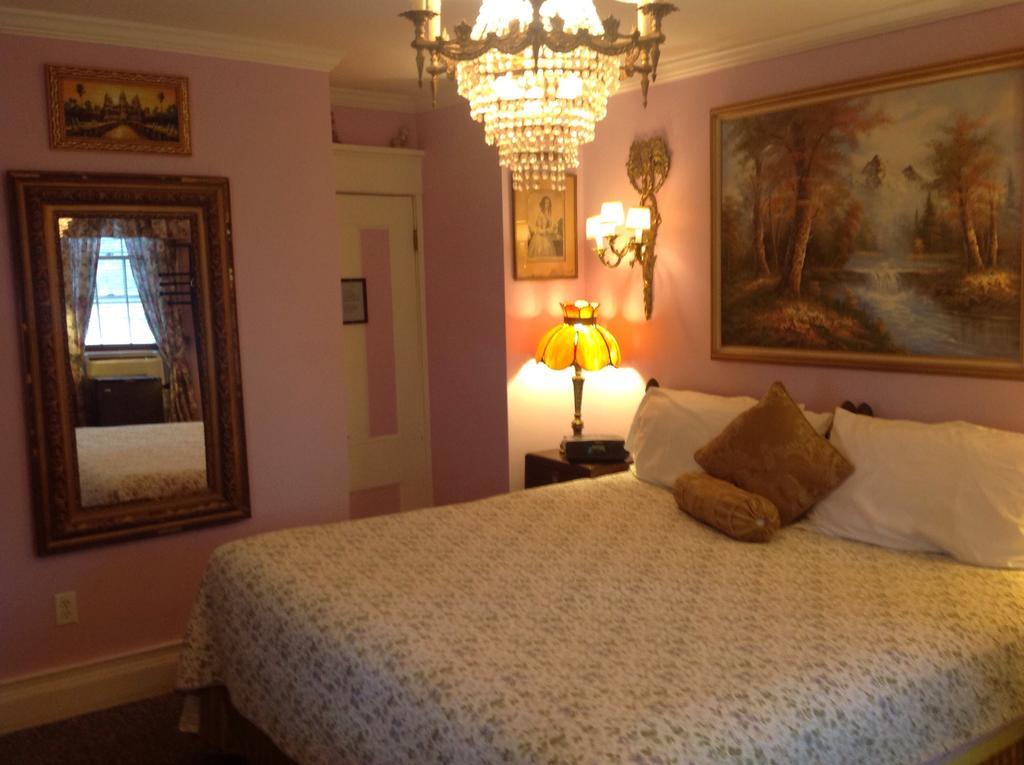 The Bradford Carver Guest House Provincetown Habitación foto