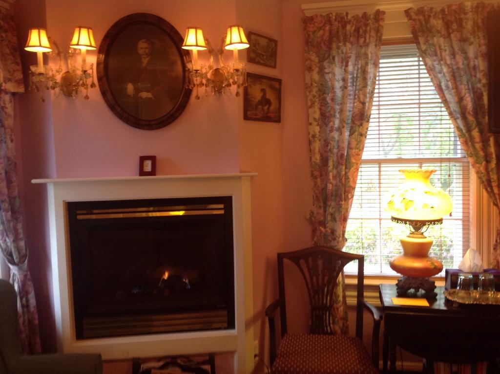 The Bradford Carver Guest House Provincetown Habitación foto