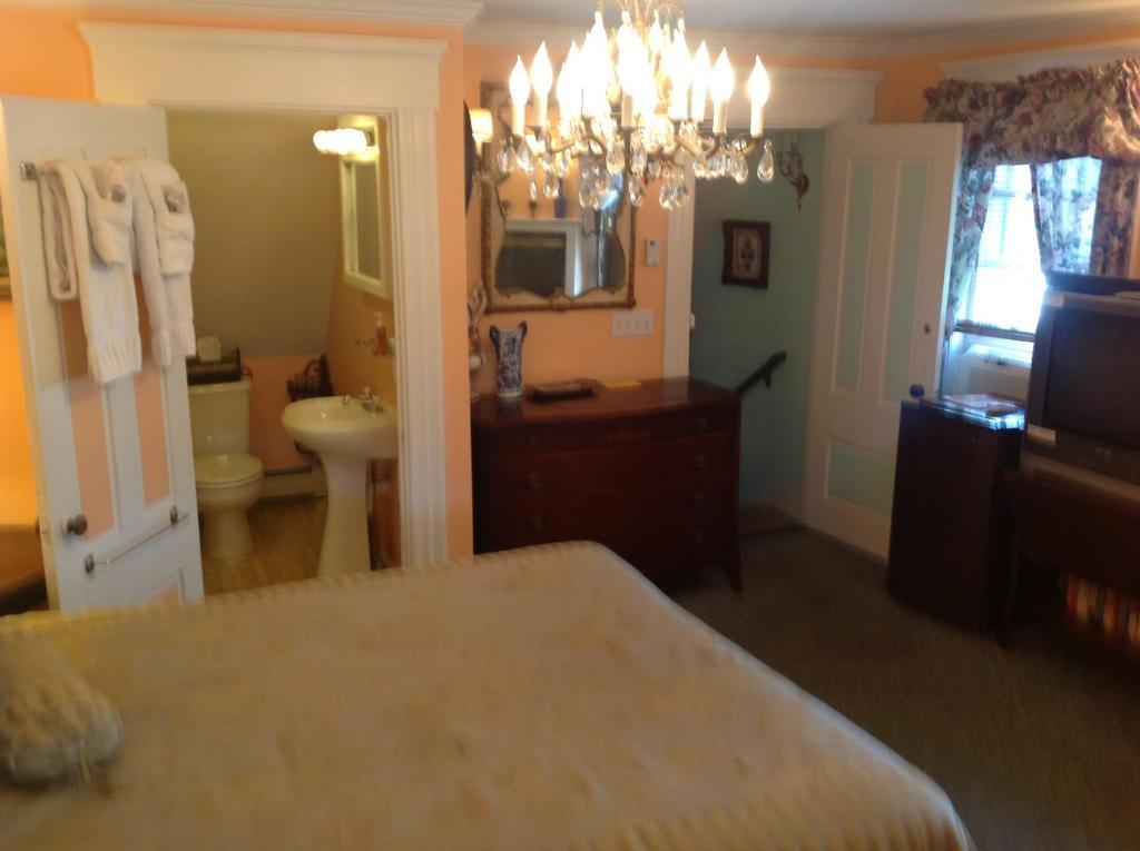 The Bradford Carver Guest House Provincetown Habitación foto